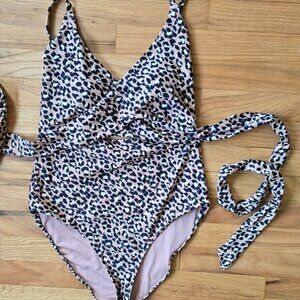 Aerie Leopard One-Piece – Size L (Never Worn)
